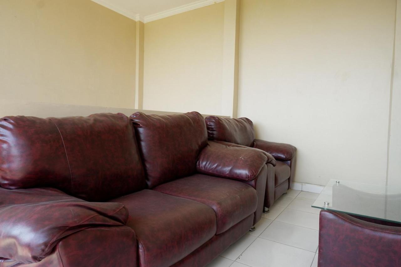 Hotel Reddoorz Near Padang Golf Adisucipto Potrojayan Exterior foto